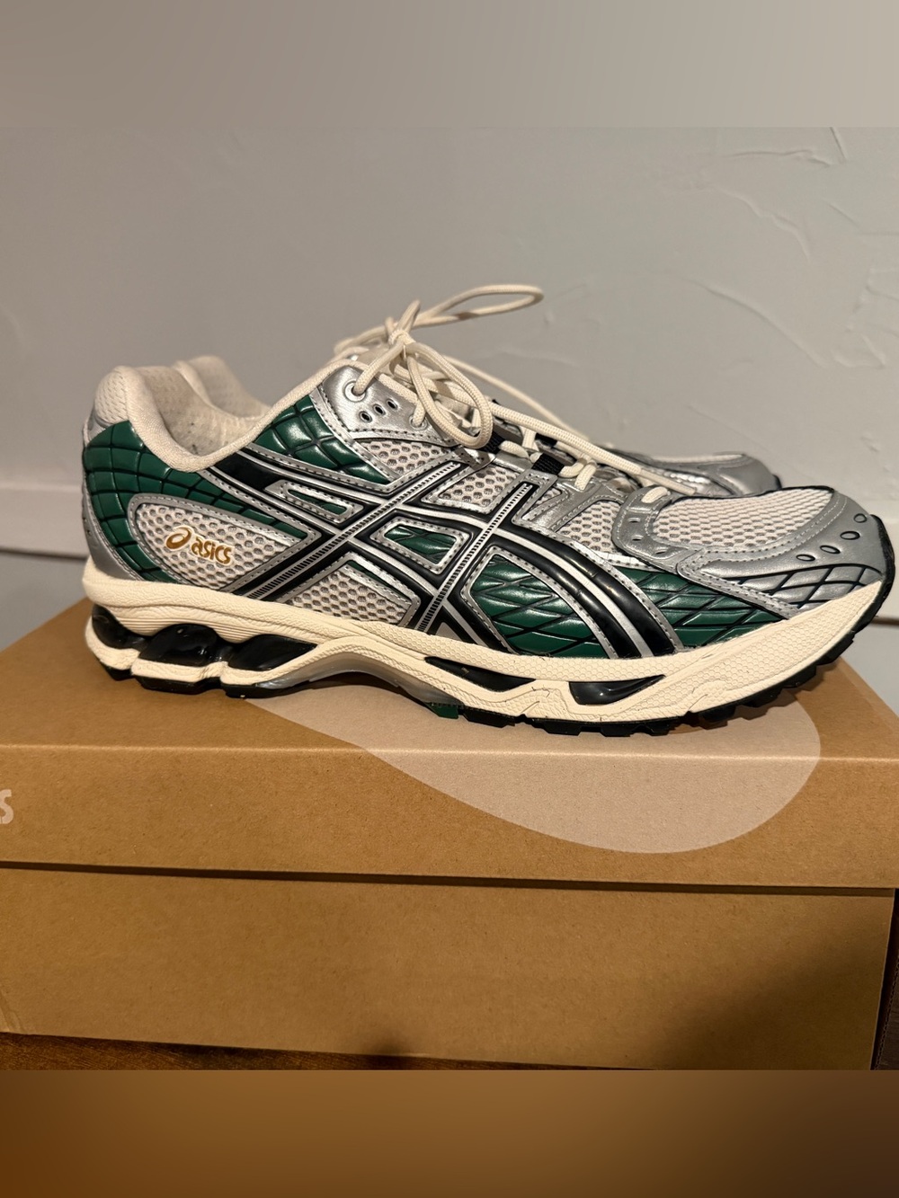 ASICS Gel-Nimbus 10.1 Shoes Cream/Grove Men's Size 9